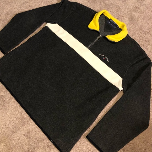 Retro Tommy Hilfiger Quarter Zip - Picture 2 of 6